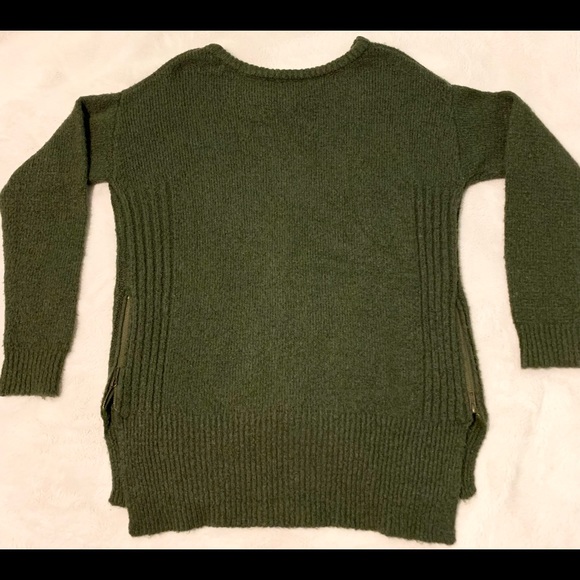 Green Lovebydesign sweater - Picture 6 of 6